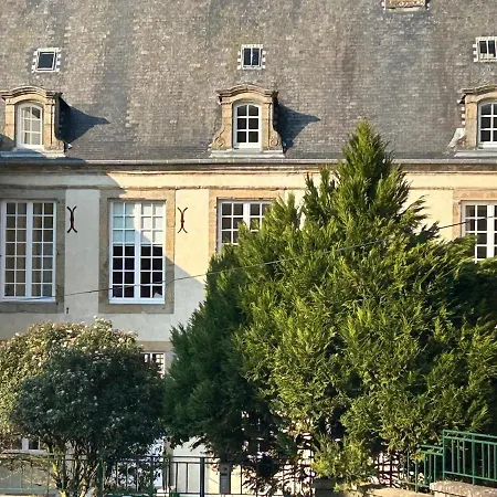 F2 Atypique Centre Apartman