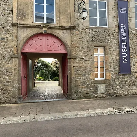 F2 Atypique Centre Apartman Coutances