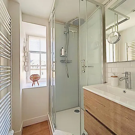 Apartman F2 Atypique Centre Coutances