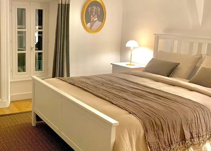 F2 Atypique Centre Apartamento Coutances